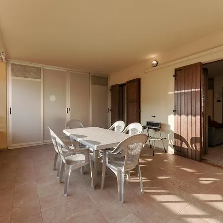 Sunflower - Trilocale Con Piscina, Terrazza E Wifi